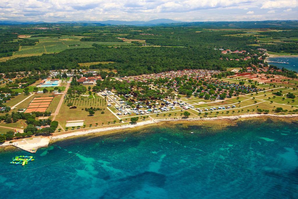 Mobile Homes Premium Vista Mare Park Umag By Camp4You Dış mekan fotoğraf
