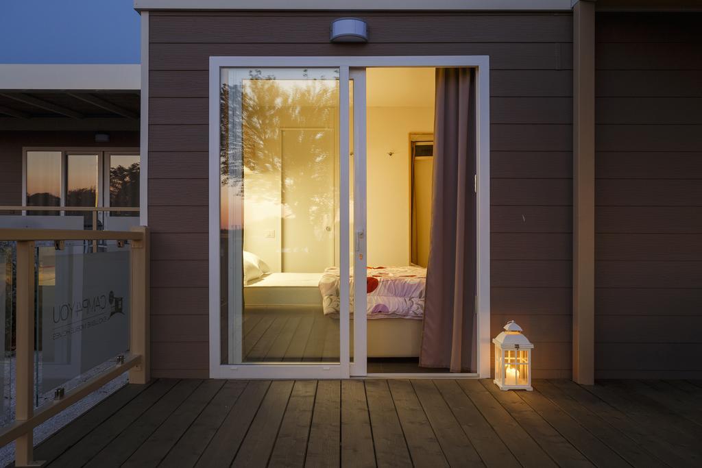 Mobile Homes Premium Vista Mare Park Umag By Camp4You Dış mekan fotoğraf