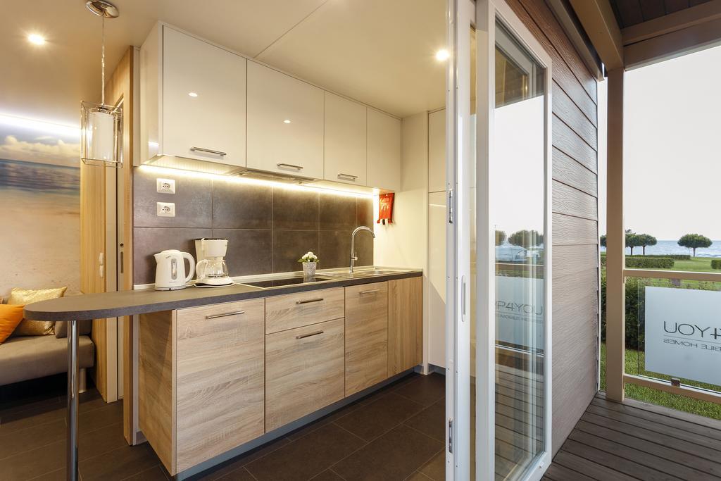 Mobile Homes Premium Vista Mare Park Umag By Camp4You Dış mekan fotoğraf